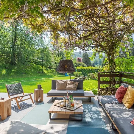 Villa Guesthost - In The 5 Kilometres From *