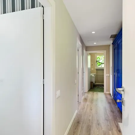 Guesthost - In The 5 Kilometres From Βίλα